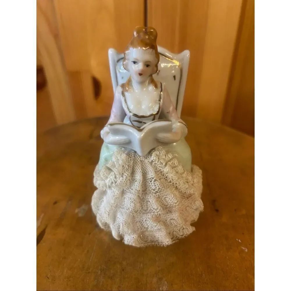 Tilso vintage Victorian porcelain figure Japan (5870)
